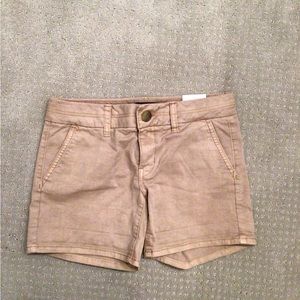 American eagle khaki shorts
